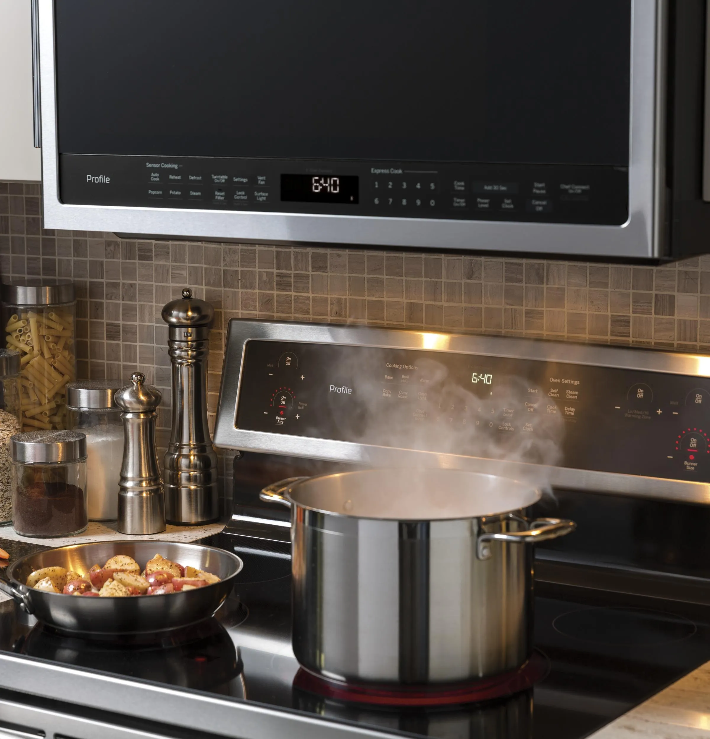 JVM6172SKSS GE® 1.7 Cu. Ft. Over-the-Range Microwave Oven